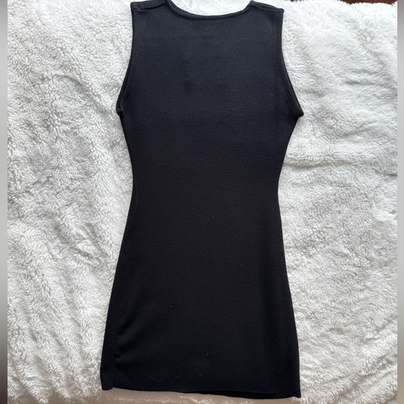 FASHION BRAND COMPANY Sleeveless Cleavage Window Knit House Sweater Dress Size S - Picture 2 of 3